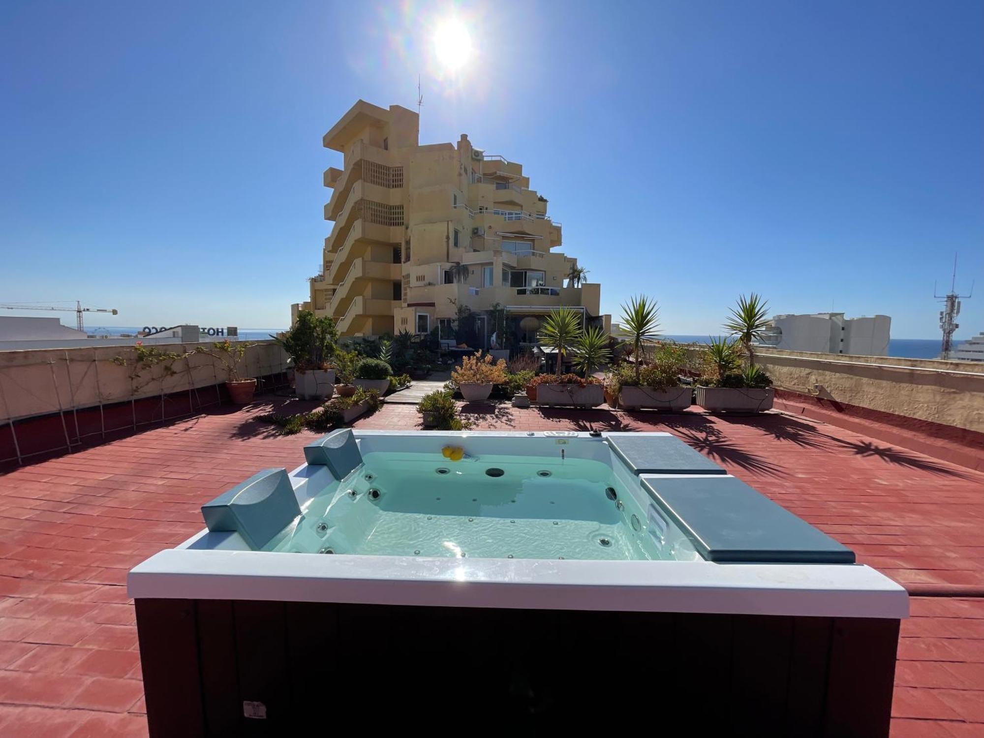 550 M2 Luxury Penthouse - Jacuzzi, Golf & Beach Бенальмадена Екстер'єр фото